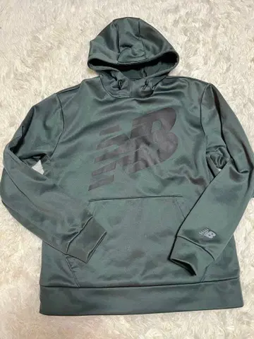 New Balance 후드 부착 후드티