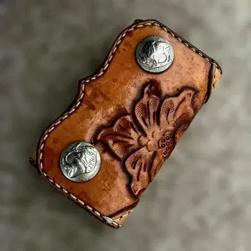 카빙 가죽 키케이스 손 조각