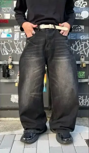 슈퍼 배기 데님 블랙