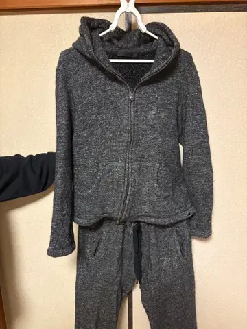 roar 스와로 크로스 건 셋업 사이즈 L 표기 3