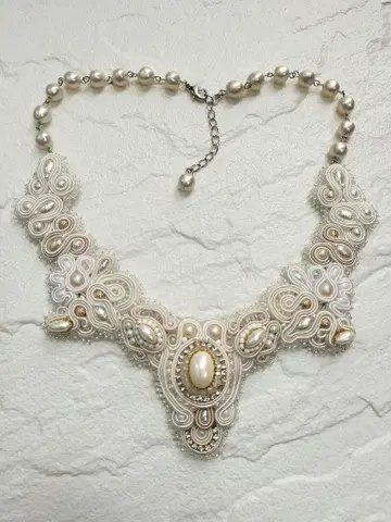 소우타시에 목걸이