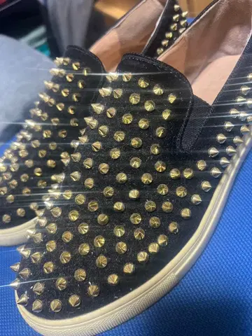 스터드 블랙 슬립온