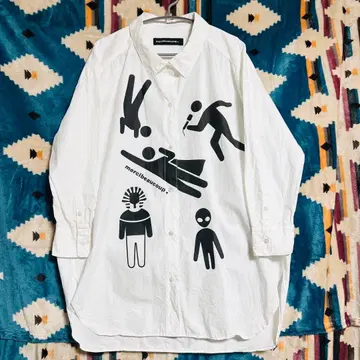 mercibeaucoup, 화이트 그래픽 셔츠