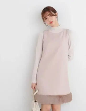 새상품 프로모션 바디 드레싱 헴 인조 모피 원피스 S 사이즈