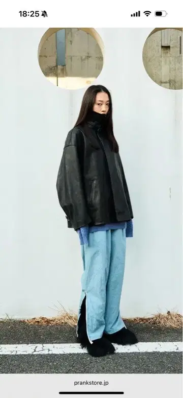 Blanc YM 가죽 코트