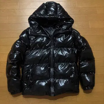 반질반질 다운 자켓