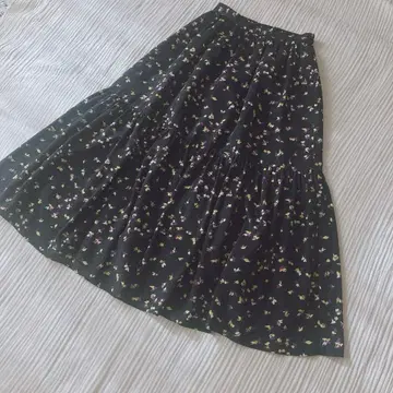 BEARDSLEY 티어드 플라워 프린트 롱 개더 스커트 꽃무늬