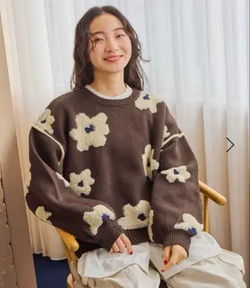 니코앤드 이번 시즌 신상 플라워 니트 L