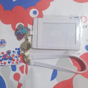 미야쿠미야쿠 패스케이스 릴 포함