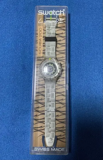 swatch SCUBA Loomi 200 손목시계