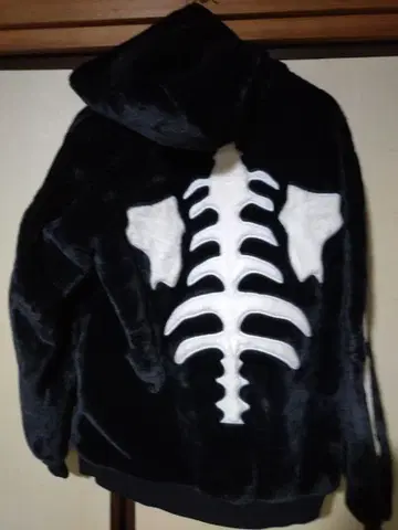 Vanson Leathers 스켈레톤 디자인 후드티