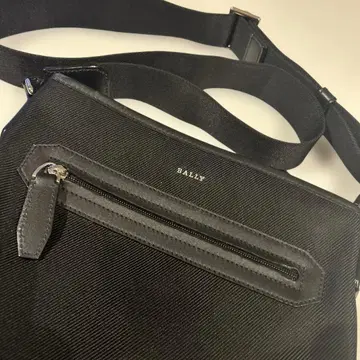 BALLY 블랙 숄더백
