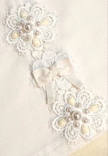 슈퍼 뷰티 미기모 스트레치 팬츠 40 플라워 모티브 화이트