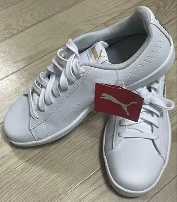 새상품 박스 포함 PUMA 스니커즈 화이트
