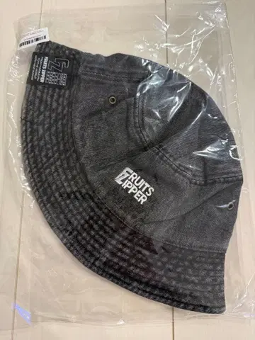 FRUITS ZIPPER 버킷햇 블랙 데님