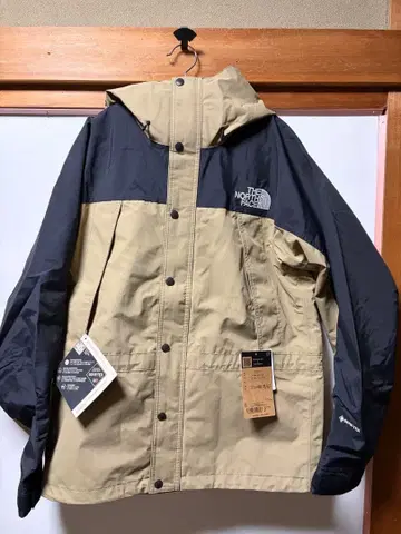택 포함 THE NORTH FACE 마운틴 라이트 자켓 사이즈 M