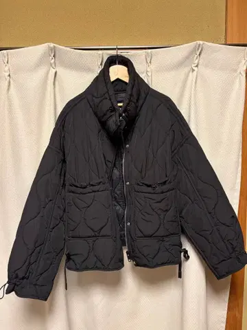 ZARA 블랙 퀼팅 자켓