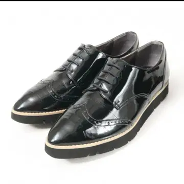 다이애나 드레스 신발 윙 칩 블랙 에나멜