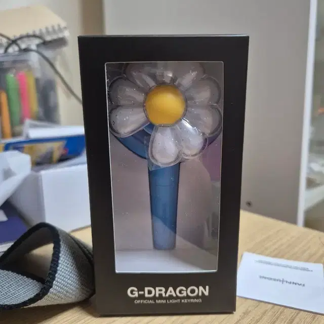 지드래곤 위버멘쉬 미니 응원봉 키링 팝니다