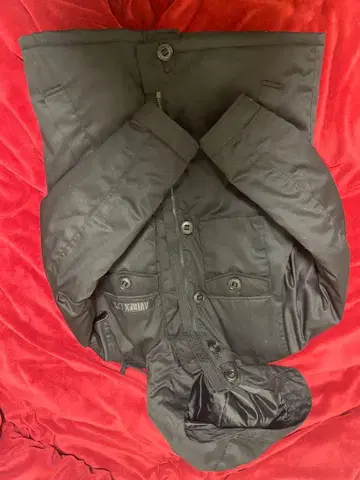 AVIREX 블랙 다운 자켓 후드 부착 L