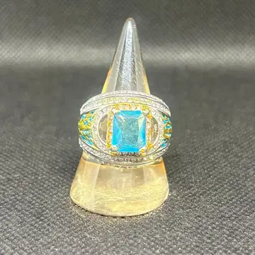 엘레강트한 파란색 보석 반지