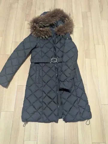 타트라스 다운 자켓 롱다운