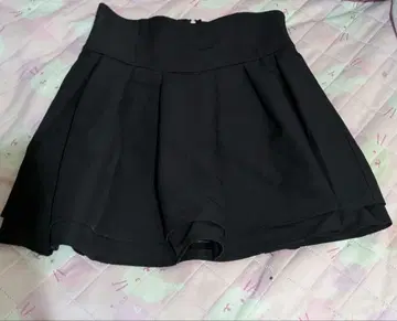 미셸 마카롱 슬림 레그 스커트 L 사이즈