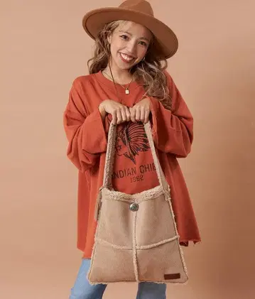 아냅 민피 아냅 민피 페이크 무스탕 숄더백