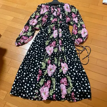 새상품급! 새상품! 다이앤 폰 파스텐버그 드레스