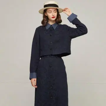 [ 택시를 불러줘 ] tnewties 시노와즈리 자카드 블라우스