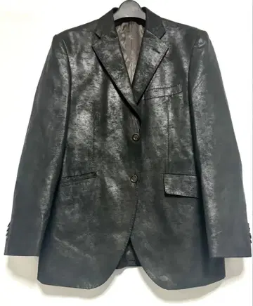 미사용에 가까운 다크 그레이 테일러드 자켓 수트 광택감
