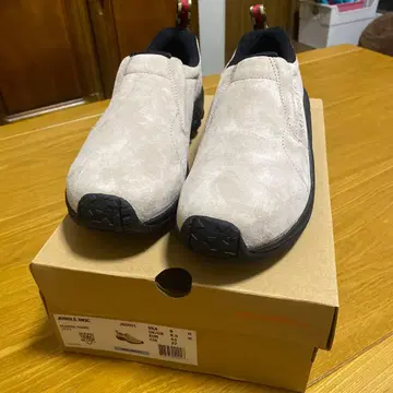 Jungle Moc 스니커즈 타우프 9M 27cm