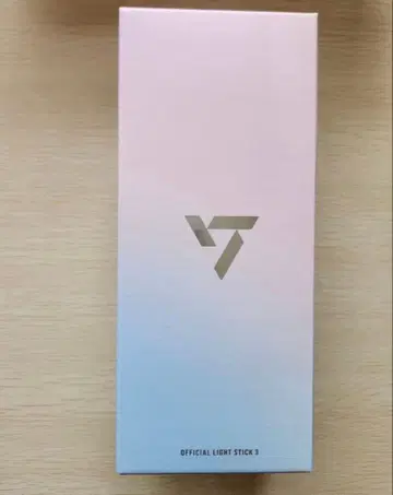 SEVENTEEN OFFICIAL LIGHT STICK VER.3