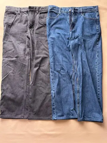 유니클로 청바지 2개 세트 (그레이와 파랑, 스트레이트)