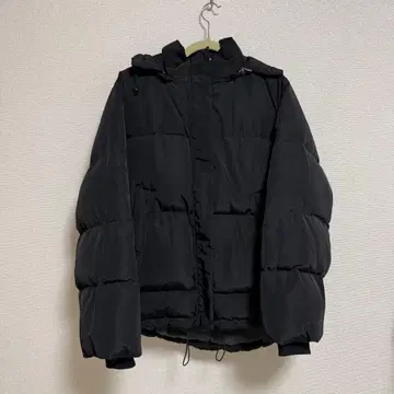 [ 미사용에 가까운 ] EMODA 후드 부착 블랙 다운 자켓