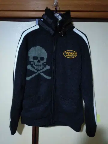 Vanson 스컬 디자인 점퍼