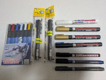 GUNDAM MARKER 6색 세트와 추가 마커