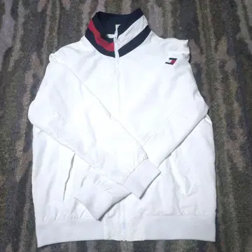 타미힐피거 화이트 나일론 자켓