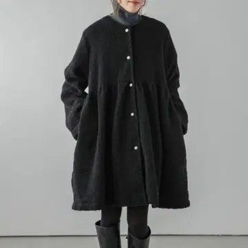 [ La-gemme ] 새상품급 페플럼 보아 코트 블랙 플레어 롱