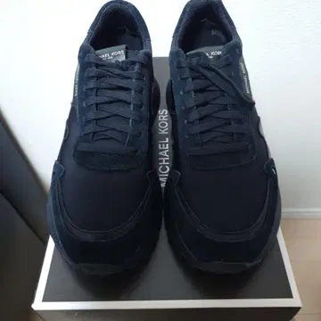 MICHAEL KORS 스니커즈
