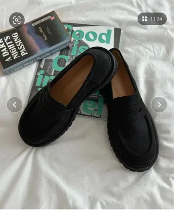 스웨이드 클래식 로퍼