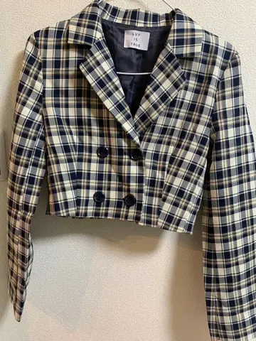 LUV IS TRUE 체크 무늬 셋업