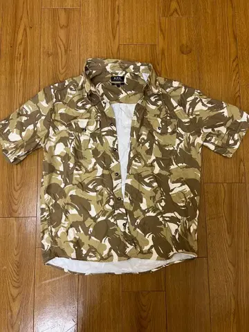 A.P.C. 카모플라쥬 숏 슬리브 자켓 L 사이즈