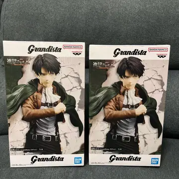 미사용 새상품 진격의 거인 리바이 그란디스타 피규어