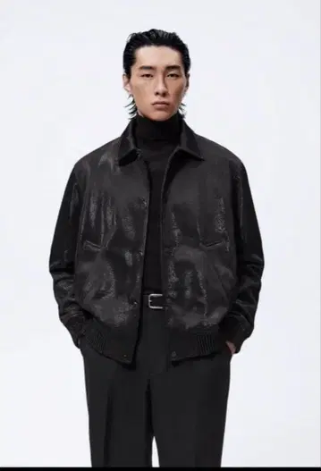 즉시 품절 모델 ZARA 메탈릭 글리터 블랙 자켓 블루종