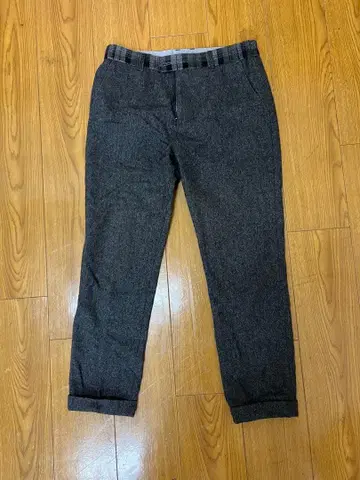 BEAMS 그레이 슬랙스 롤업