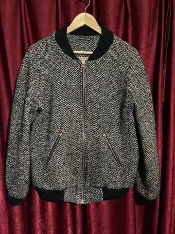 FRANK LEDER 헤링본 봄버 자켓