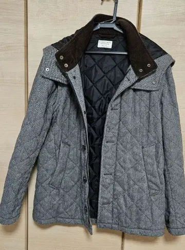 그레이 후드 부착 자켓