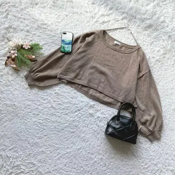 [ 로리즈팜 ] (F) 크롭 니트 볼륨 슬리브 양모 긴팔