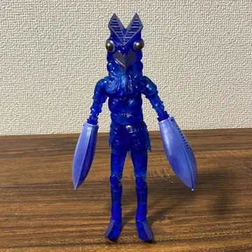 제일복권 아츠 울트라맨 D상 발탄 성인 클리어 컬러 분신